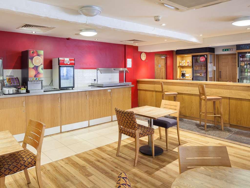 Travelodge Гастингс Ресторан фото